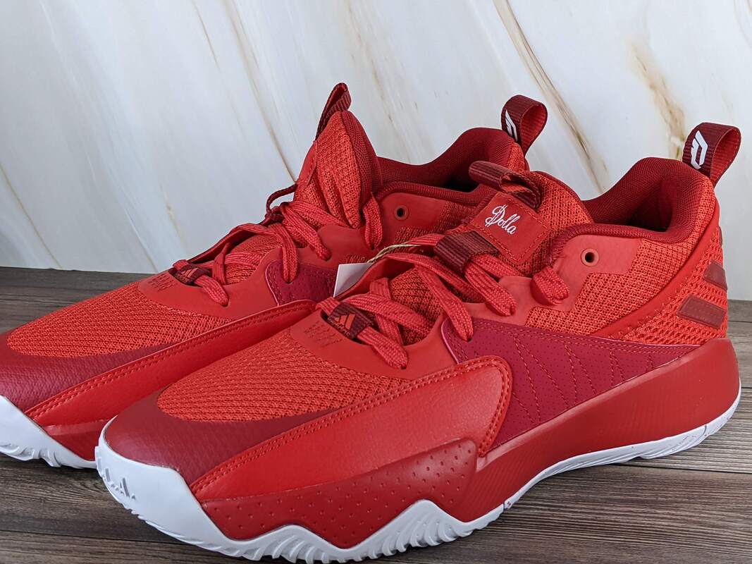 Priceless Good Deals on Sneakers and Sports Shoes