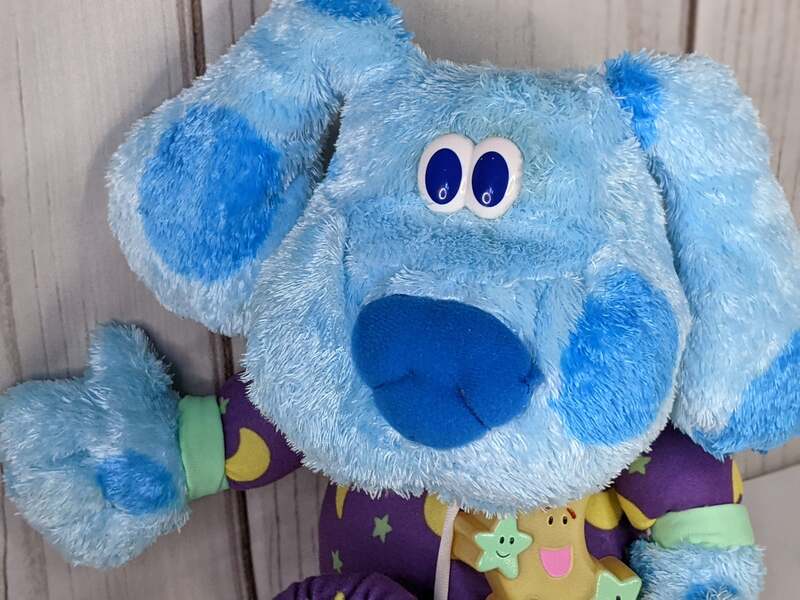 Blue's Clues Dog Bedtime Plush 2004