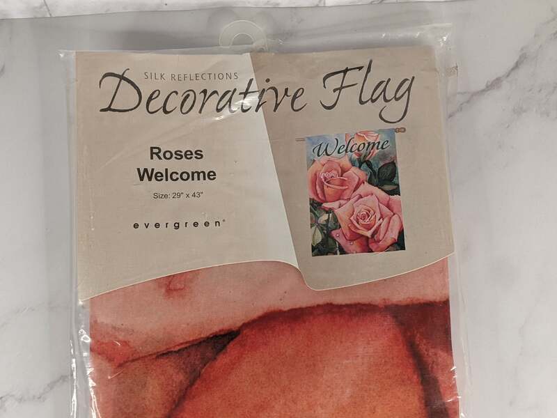 Roses Welcome Decorative Flag