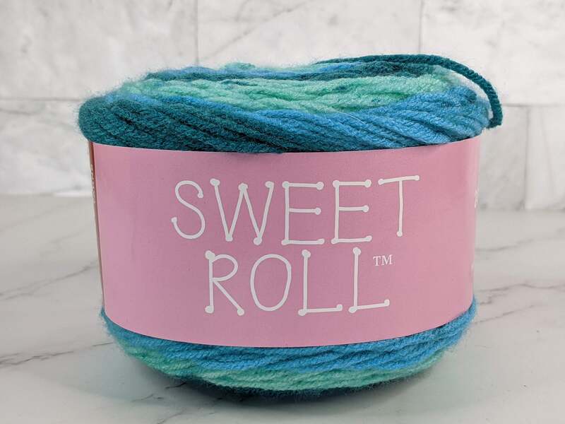 Frosty Swirl Sweet Roll Yarn