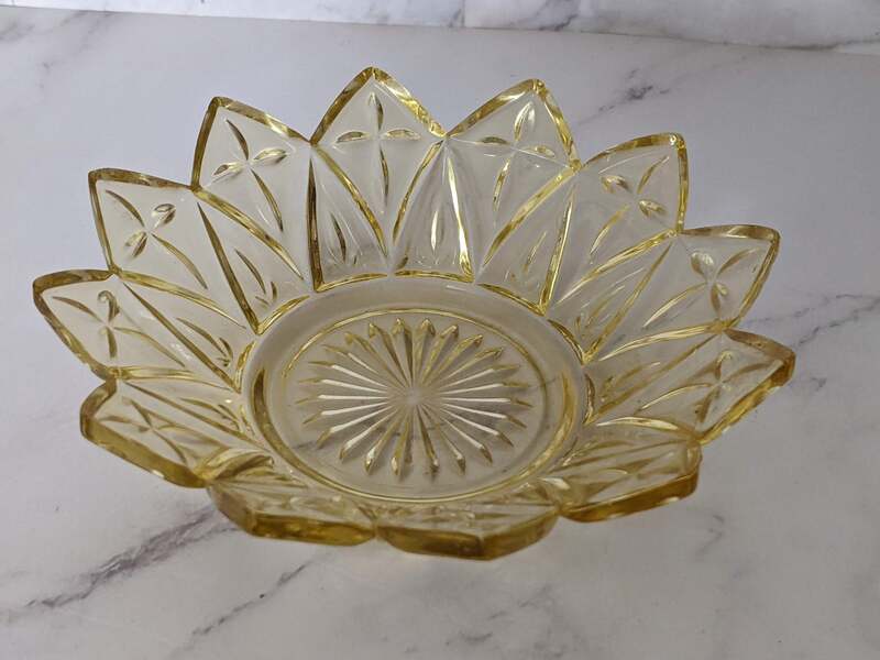 Federal Glass Amber Petal Dish
