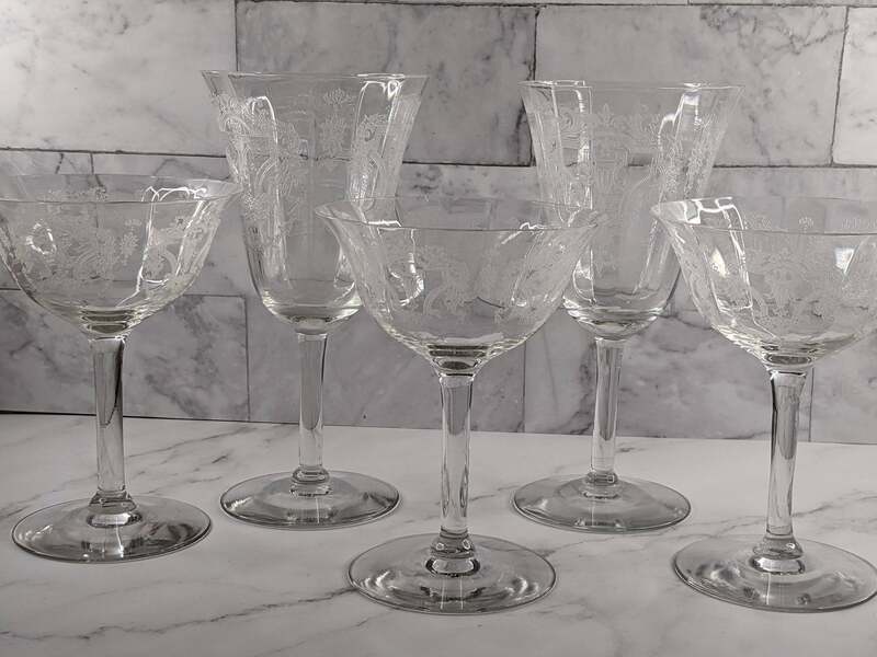 5 Vintage Crest Goblet Glasses